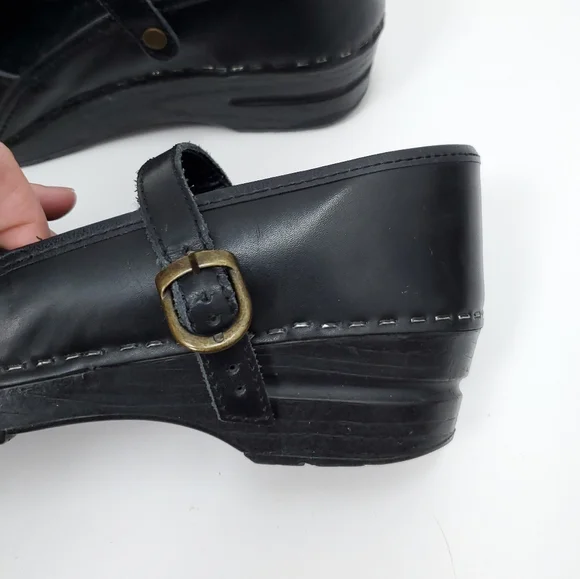 SANITA Leather Mary Jane Professional Clogs - Picture 6 of 16